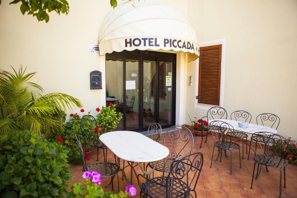 Hotel Piccada Palau Exterior photo